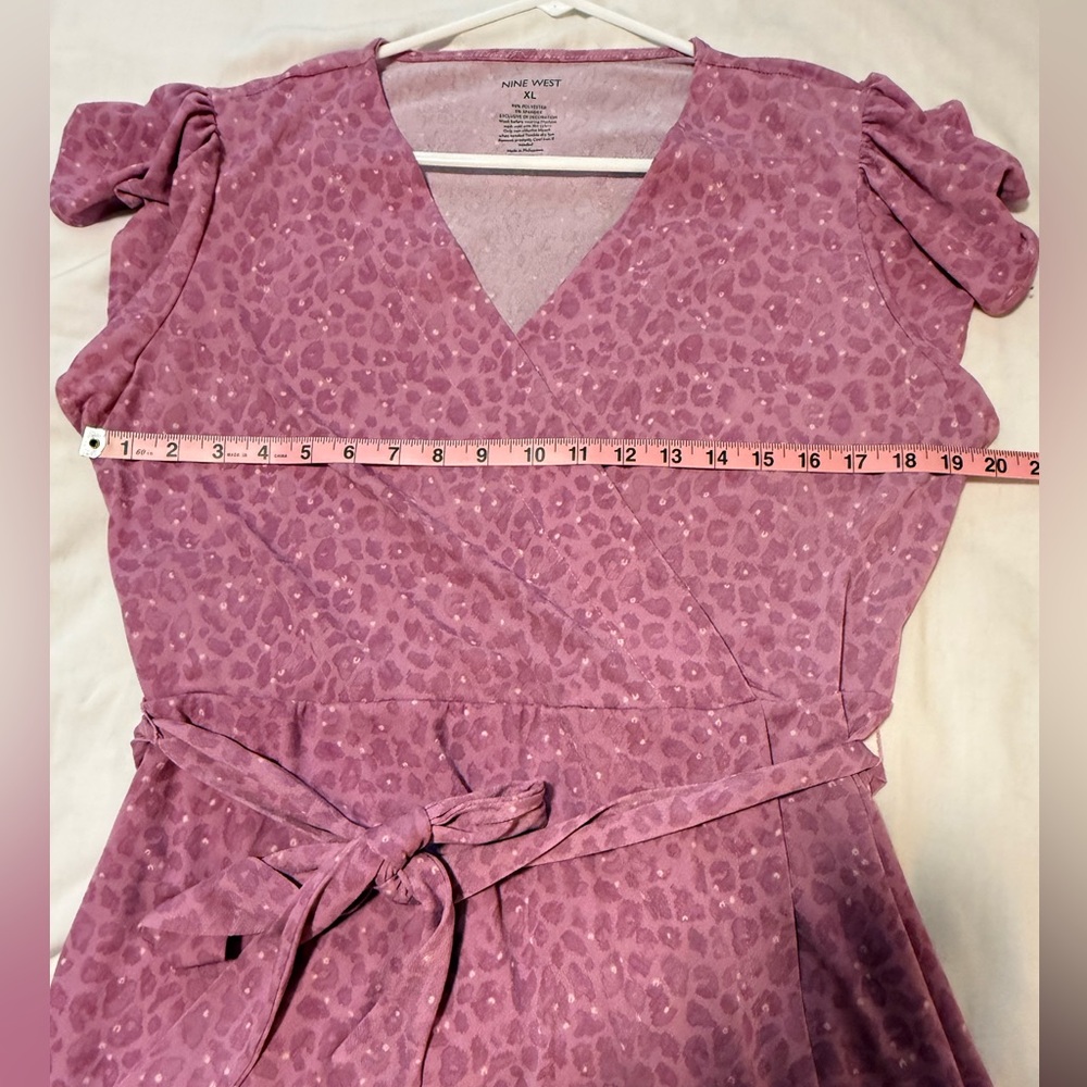 Nine West Flutter Sleeve Pink Leopard Wrap Dress XL - Picture 4 of 4